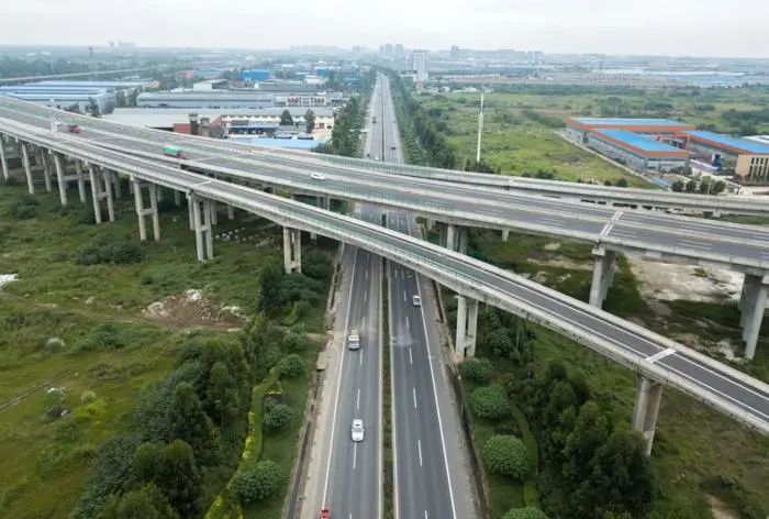 【決戰(zhàn)四季度】舊路煥新顏！這條路預(yù)計(jì)明年1月完成修復(fù)！